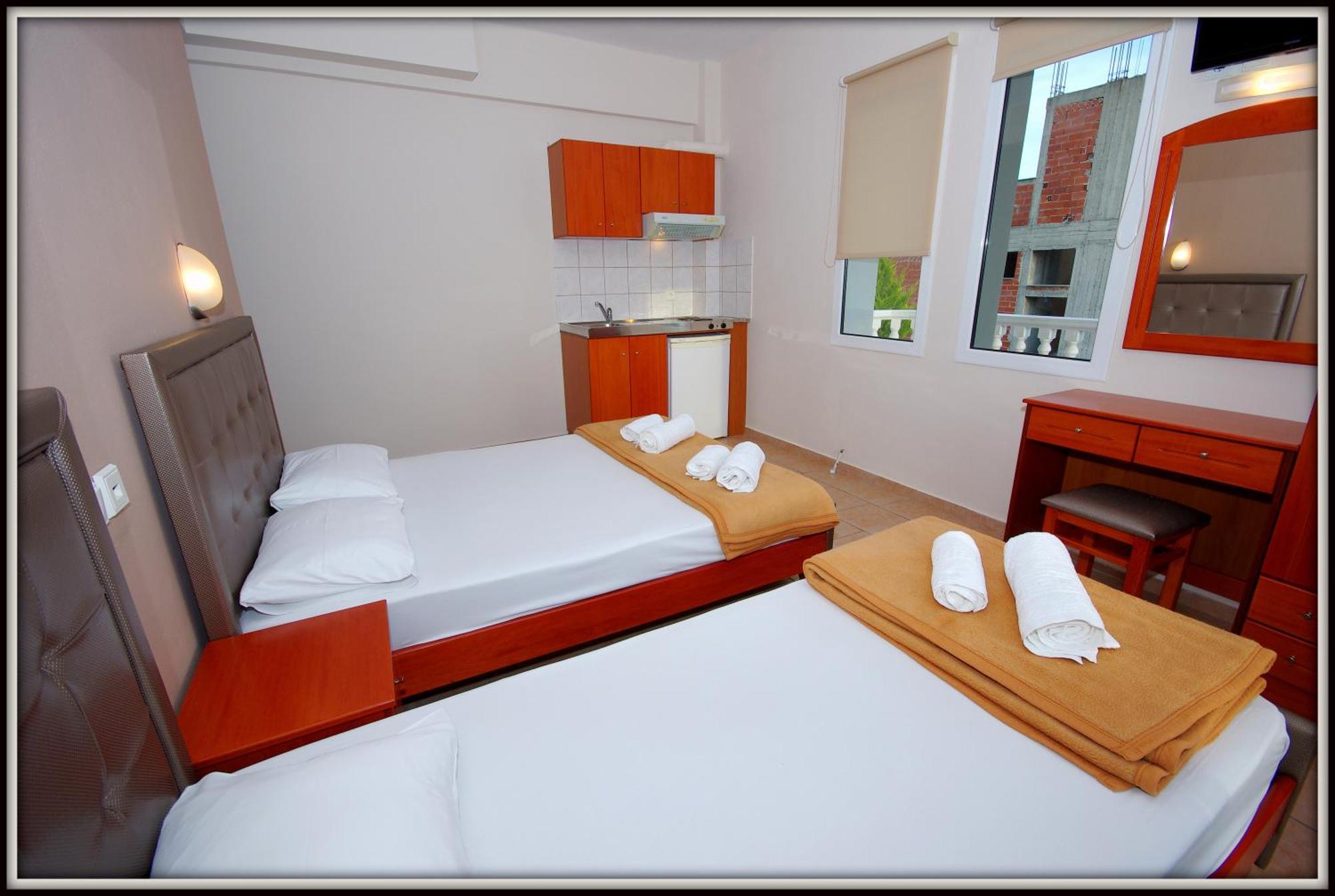 John & Eve Hotel Paralía Dış mekan fotoğraf