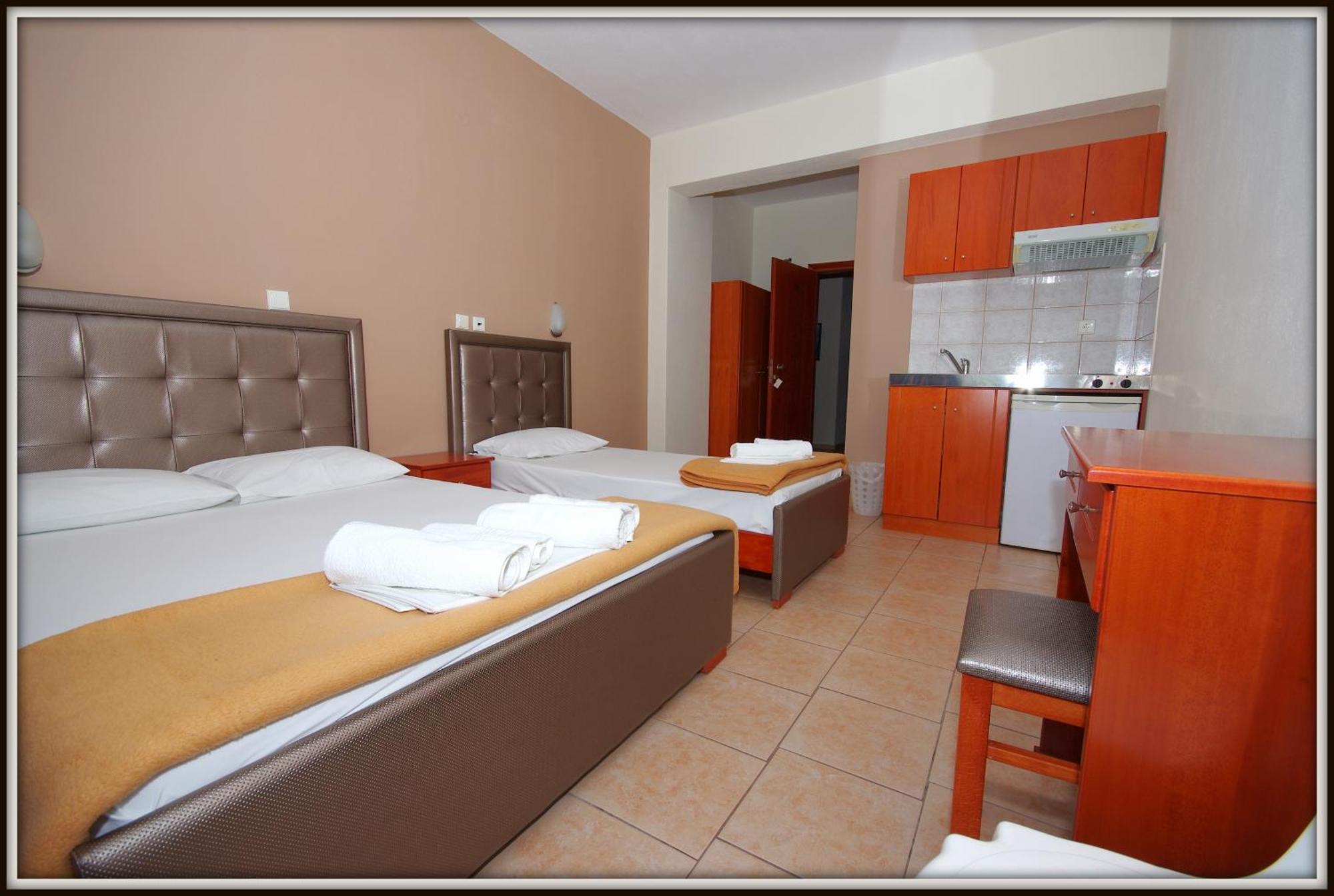 John & Eve Hotel Paralía Dış mekan fotoğraf