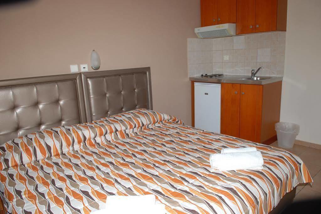 John & Eve Hotel Paralía Dış mekan fotoğraf